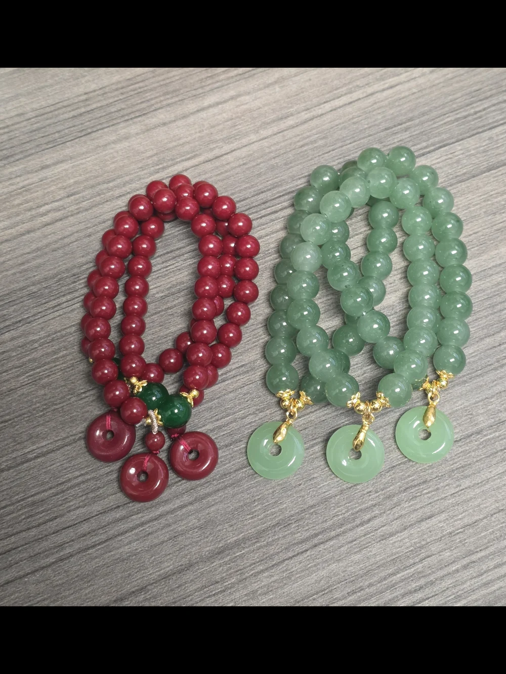 Red Or Green Glass Beaded Stretch Bracelet with Donut Charm